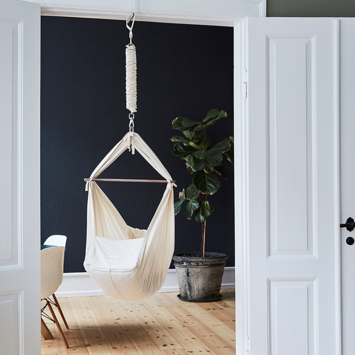 Door Frame Clamp